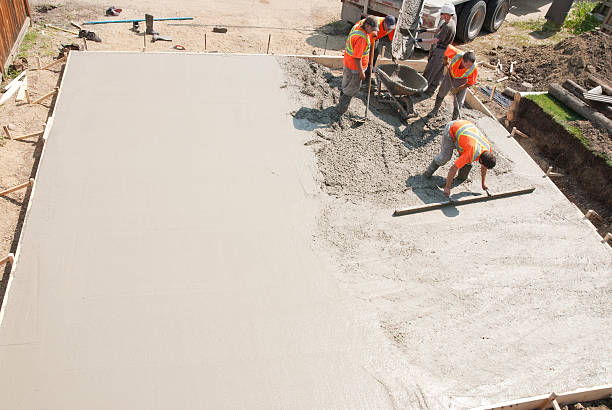 Best Concrete Sidewalk Installation  in Hasley Nyon, CA